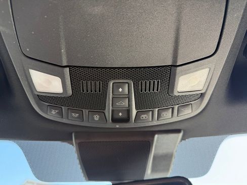 Used 2019 Ford F150 XLT w/ Equipment Group 302A Luxury AWD/4WD image 17