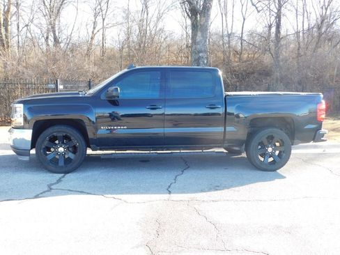 Used 2017 Chevrolet Silverado 1500 LT w/ All Star Edition image 2