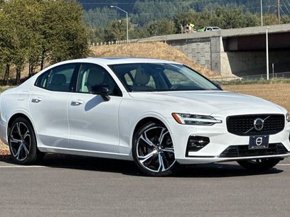 Used 2024 Volvo S60 B5 Plus w/ Climate Package