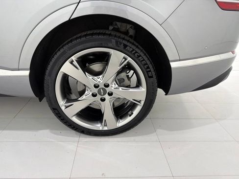 Used 2022 Genesis GV80 2.5T w/ Prestige Package 04 AWD/4WD image 47