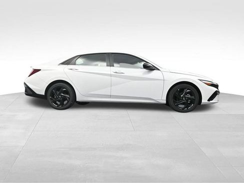 New 2026 Hyundai Elantra SEL Sport Premium FWD image 37