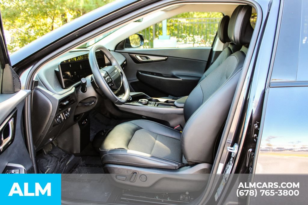 Used 2025 Kia EV6 Light RWD image 16