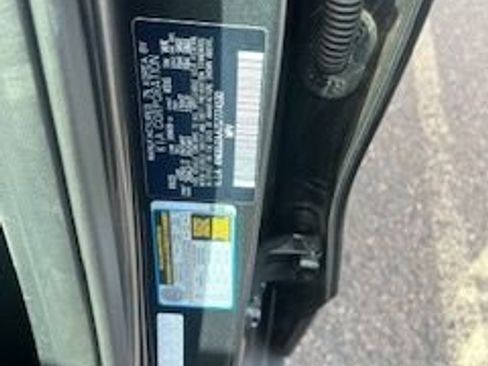 Used 2025 Kia Seltos S image 18