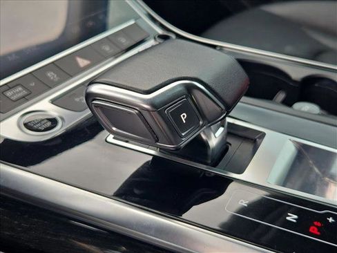 Used 2023 Audi Q7 3.0T Premium Plus AWD/4WD image 12