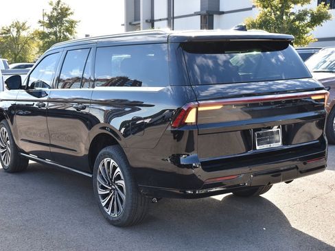 New 2025 Lincoln Navigator L Black Label image 9