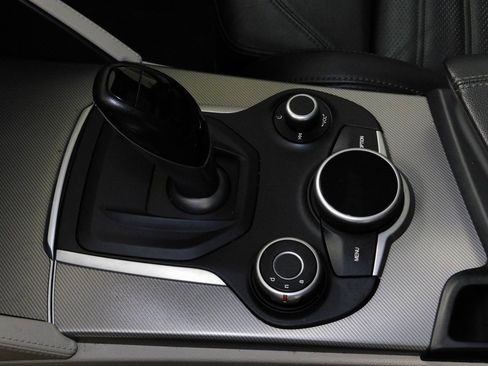 Used 2019 Alfa Romeo Stelvio Ti Sport w/ Quick Order Package 22S Sport image 41