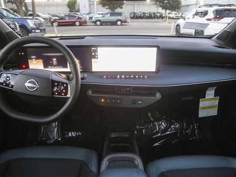 New 2026 Nissan Leaf Platinum+ image 13