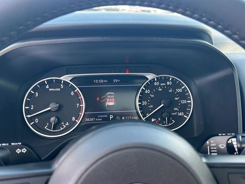 Used 2024 Nissan Rogue SV w/ SV Premium Package image 23