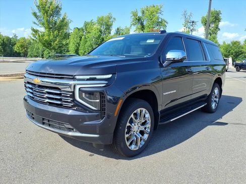 New 2026 Chevrolet Suburban Premier AWD/4WD image 35