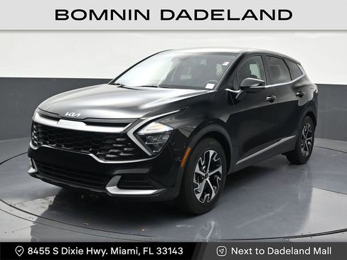 Used 2023 Kia Sportage EX image 1