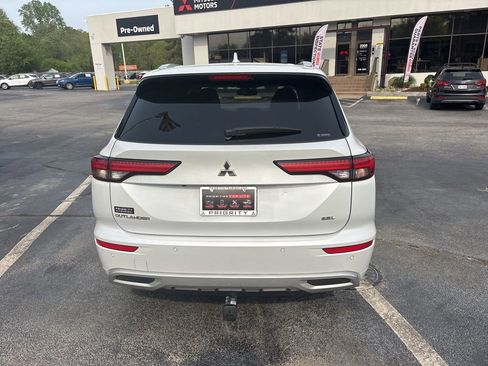 Used 2023 Mitsubishi Outlander SEL AWD/4WD image 6