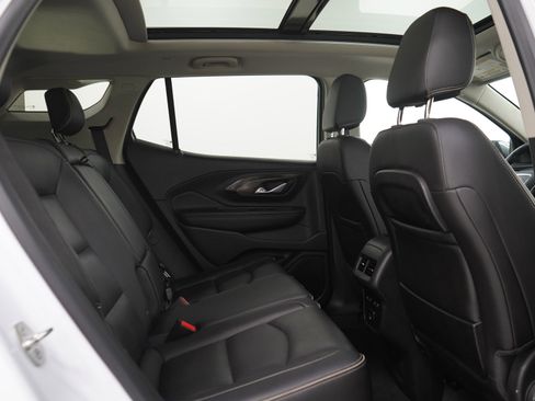 Used 2018 GMC Terrain Denali w/ GMC Pro Grade Package AWD/4WD image 12