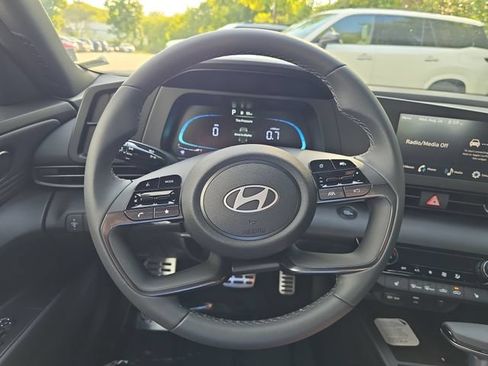 New 2026 Hyundai Elantra SEL Sport FWD image 17