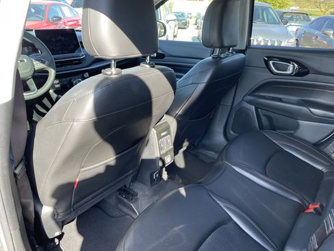 Used 2022 Jeep Compass Trailhawk w/ Trailer Tow Group image 12