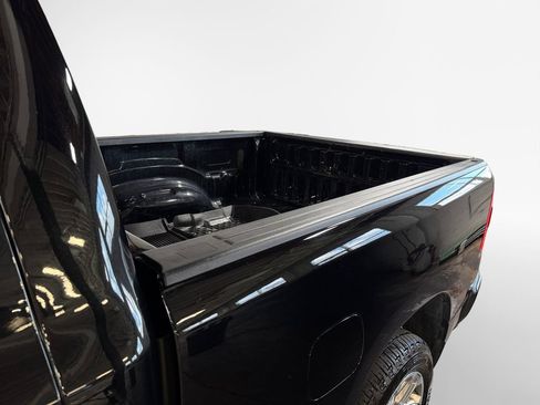 Used 2023 RAM 1500 Laramie AWD/4WD image 25