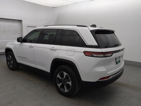 Used 2023 Jeep Grand Cherokee 4WD 4xe w/ Luxury Tech Group II image 3