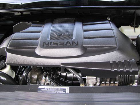Used 2024 Nissan Titan SV w/ SV Convenience Package AWD/4WD image 37