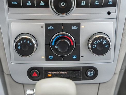 Used 2010 Chevrolet Malibu LS FWD image 20