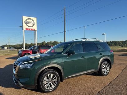 Certified 2024 Nissan Pathfinder SL