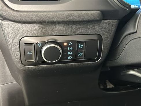 Used 2023 Ford Escape Active w/ Tech Pack #2 AWD/4WD image 19