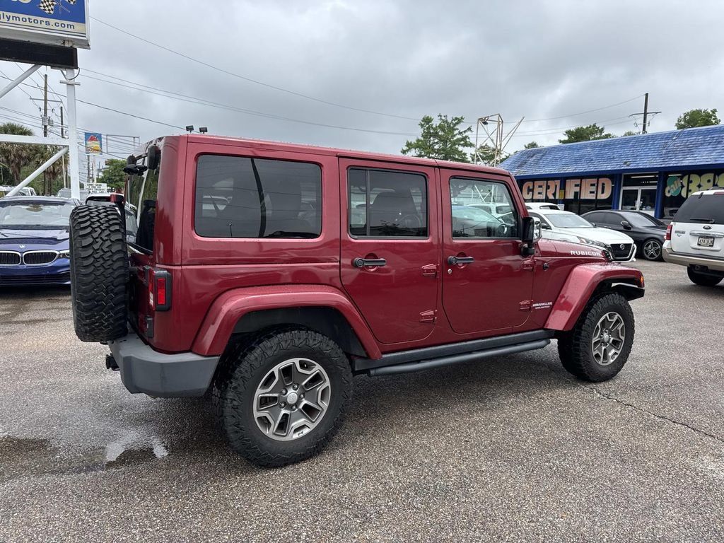 Used 2013 Jeep Wrangler Unlimited Rubicon w/ Connectivity Group AWD/4WD image 7