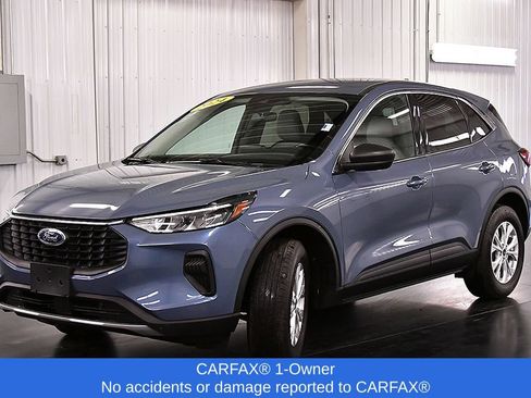 Used 2024 Ford Escape Active AWD/4WD image 3