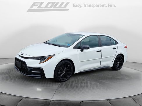 Used 2022 Toyota Corolla SE FWD image 4