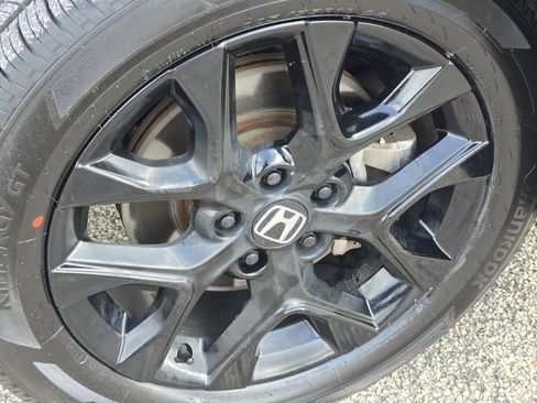 Certified 2025 Honda HR-V Sport image 10