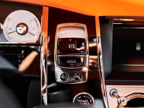 Used 2020 Rolls-Royce Wraith RWD image 53