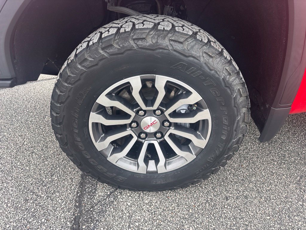 Used 2021 GMC Sierra 1500 AT4 AWD/4WD image 16