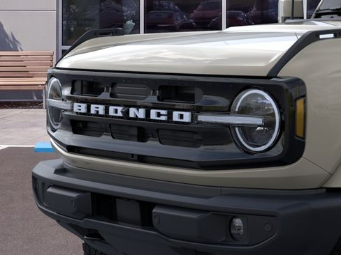 New 2026 Ford Bronco Outer Banks AWD/4WD image 19