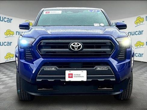 Used 2025 Toyota Tacoma SR5 image 2