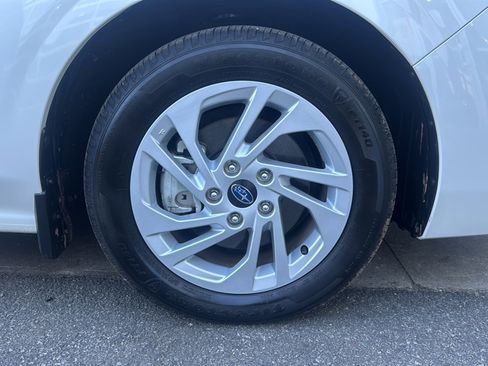 Certified 2024 Subaru Impreza 2.0i image 37