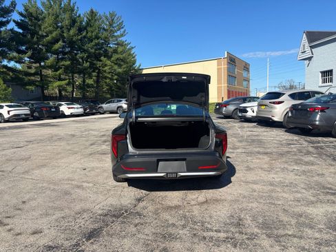 Used 2025 Kia K4 LXS FWD image 29