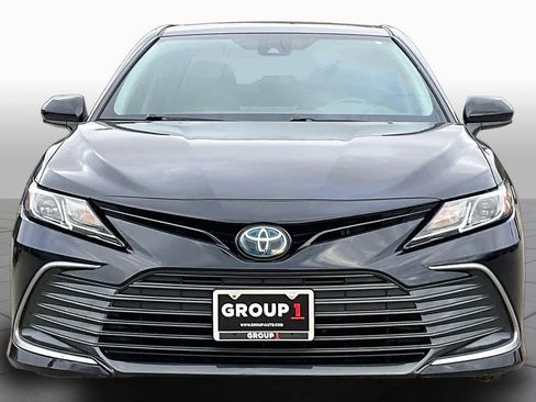 Used 2022 Toyota Camry LE FWD image 4