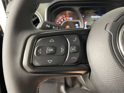 New 2026 Jeep Gladiator Mojave AWD/4WD image 9