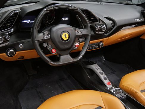 Used 2017 Ferrari 488 Spider RWD image 13