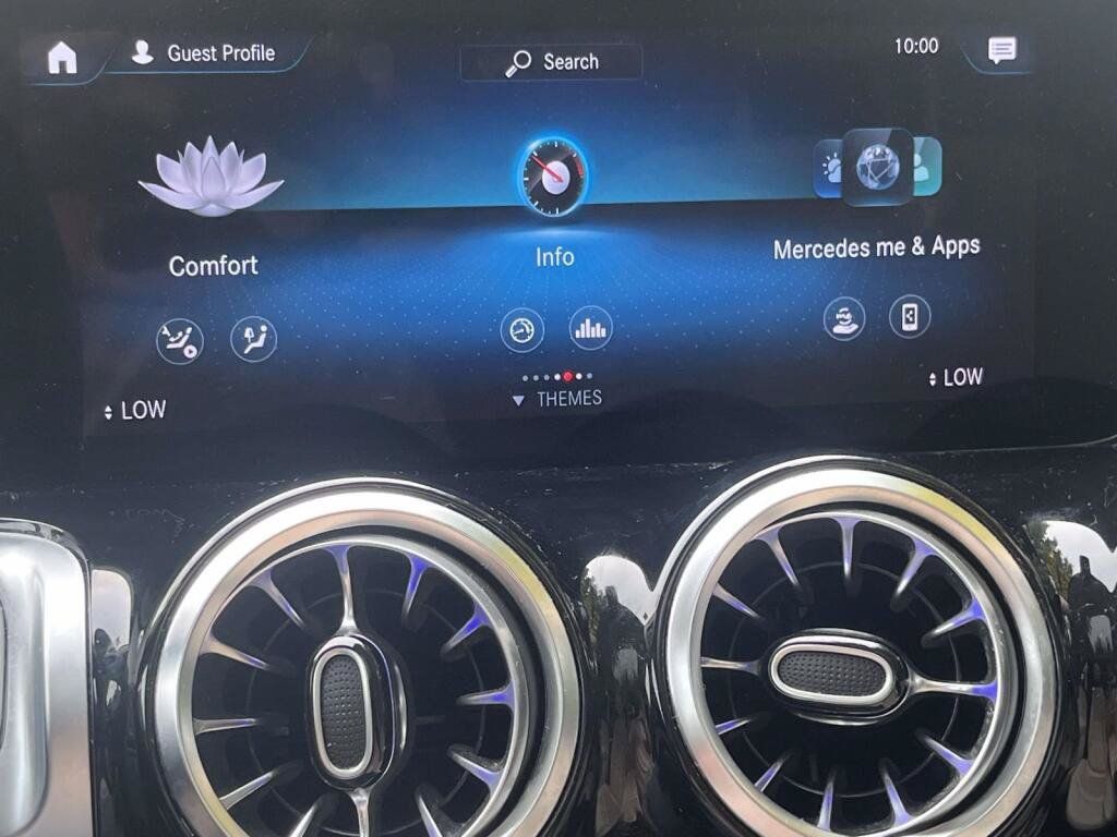Certified 2023 Mercedes-Benz GLB 250 4MATIC w/ Premium Package image 24