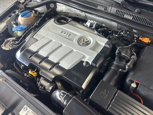 Used 2014 Volkswagen Jetta TDI Value Edition FWD image 45