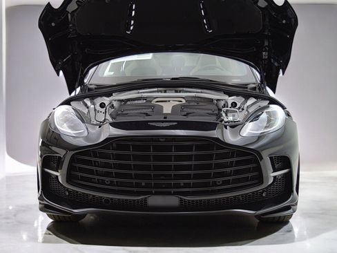 Used 2023 Aston Martin DBX 707 image 20