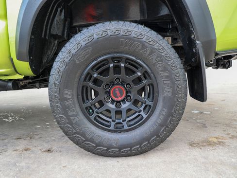 Used 2022 Toyota Tacoma TRD Pro image 15