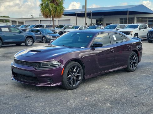 Used 2022 Dodge Charger R/T w/ Blacktop Package RWD image 7