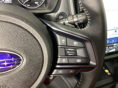 Certified 2025 Subaru Forester Limited image 30