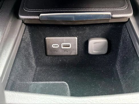 Used 2024 Cadillac XT4 Premium Luxury w/ Active Safety Package FWD image 26
