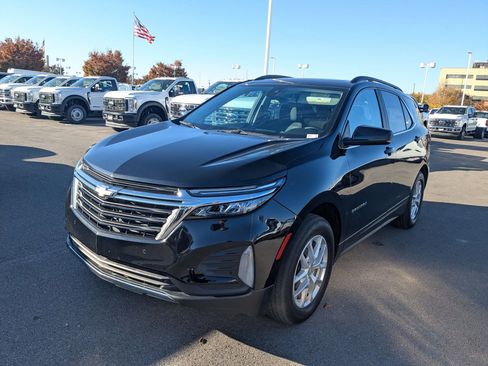 Used 2023 Chevrolet Equinox LT image 10