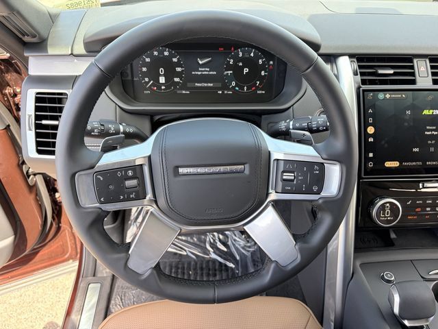 New 2026 Land Rover Discovery Limited Edition AWD/4WD image 7