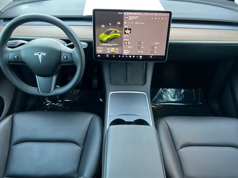 Used 2023 Tesla Model Y Long Range image 13