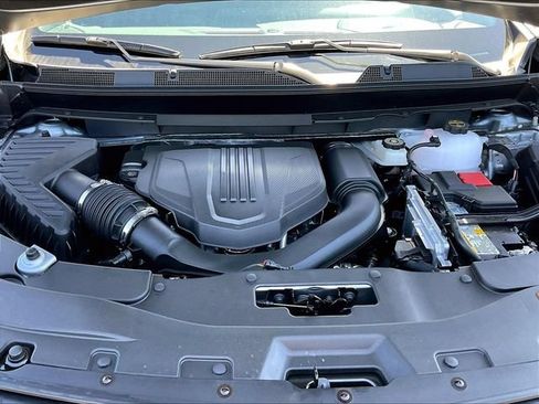 New 2026 Chevrolet Traverse LT w/ Driver Confidence Package FWD image 14