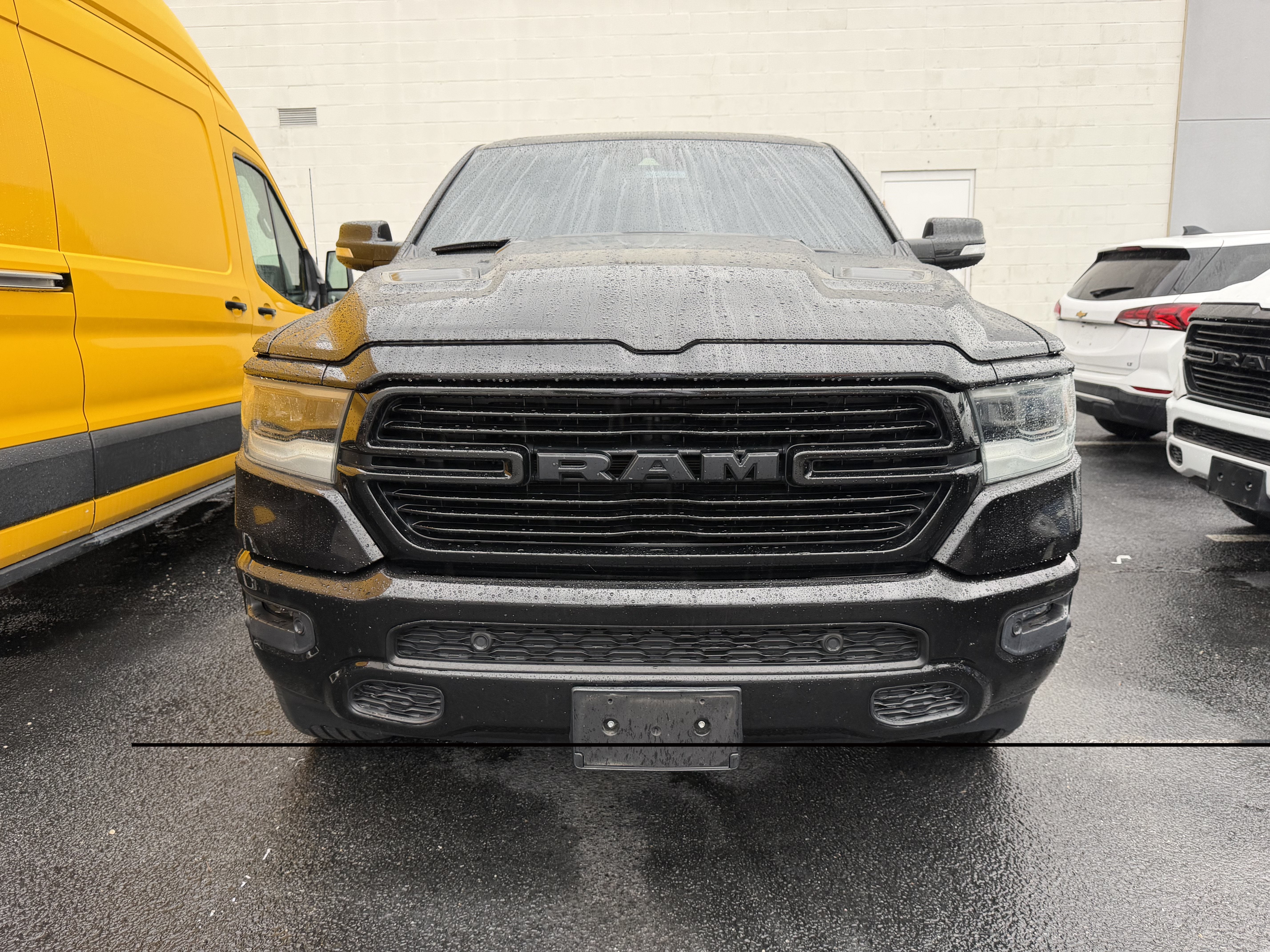 Used 2021 RAM 1500 Laramie AWD/4WD image 7