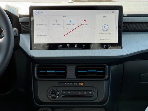 New 2025 Ford Maverick XLT image 13